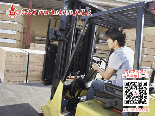 南昌市公路局技能操作培訓(xùn)在我校完美結(jié)束